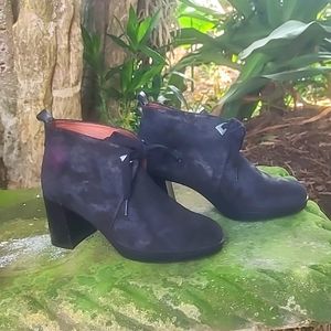 Hispanitas black suede heeled ankle boots. 39.5/9. Worn once